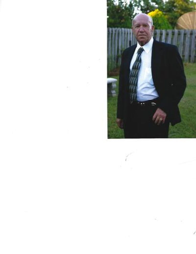 Everett E (Gene) Stevens Profile Photo