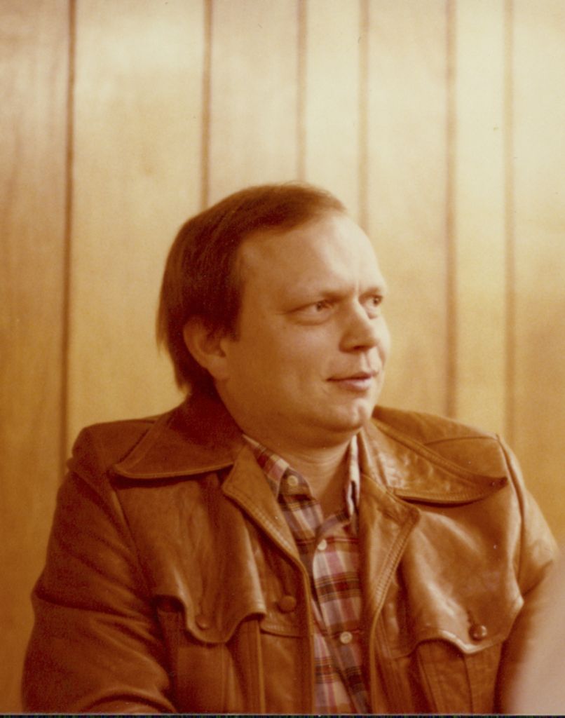 Lindley "Lin" Harry Johansen