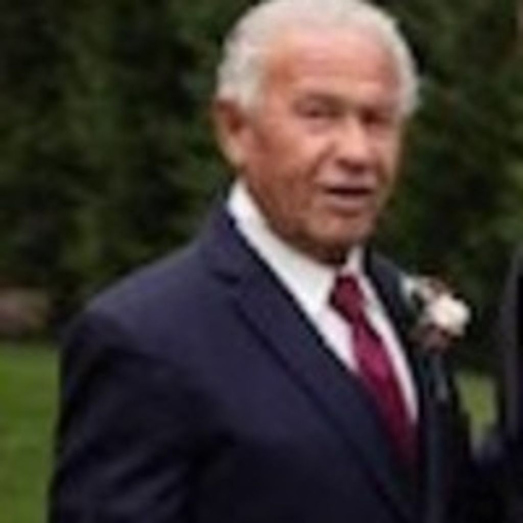 Emilio Santiago, Jr. Profile Photo