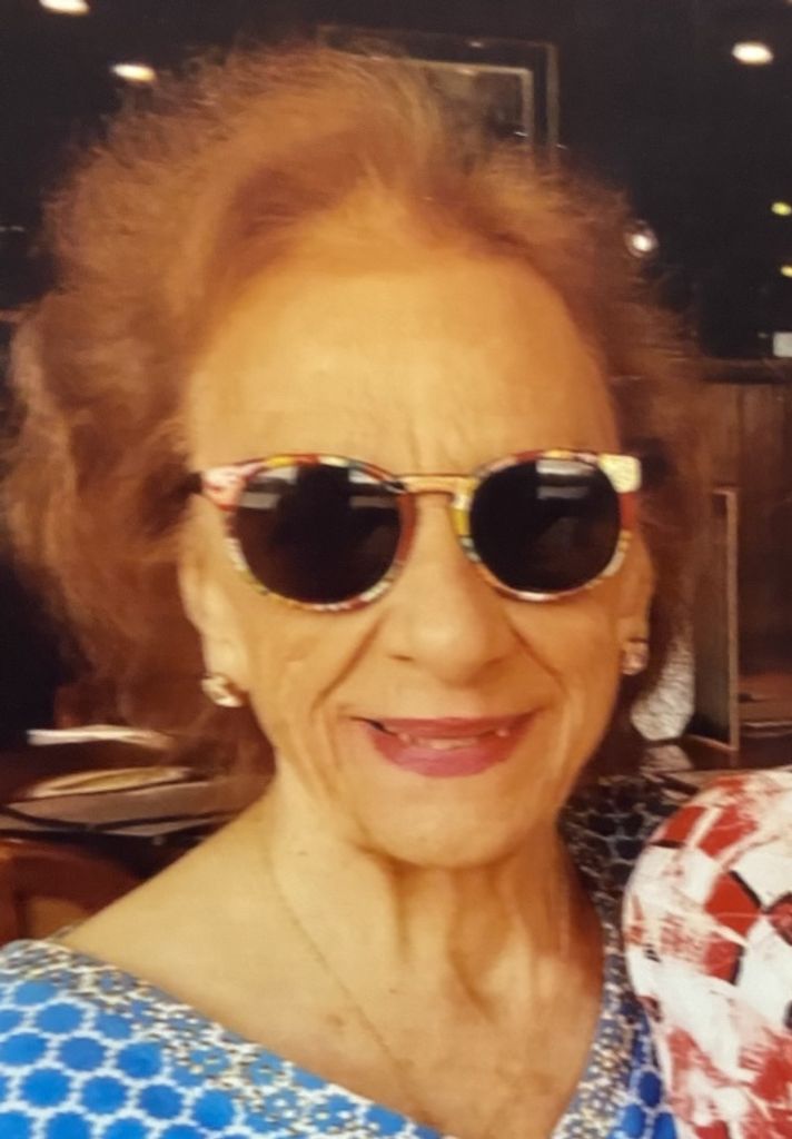Dorothy (DeAngelis)  Mallozzi