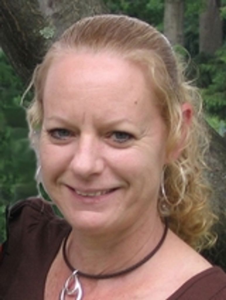 Laura Tomczyk