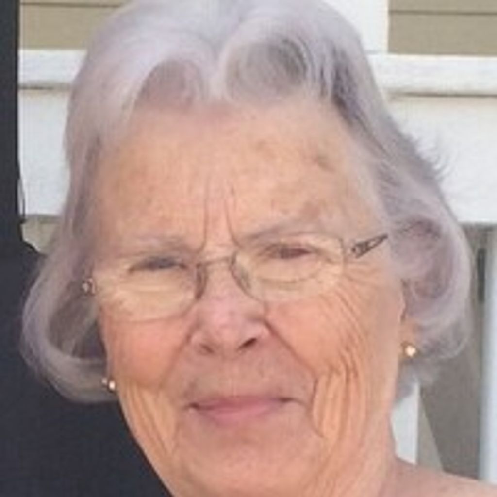Louise Crosley Profile Photo