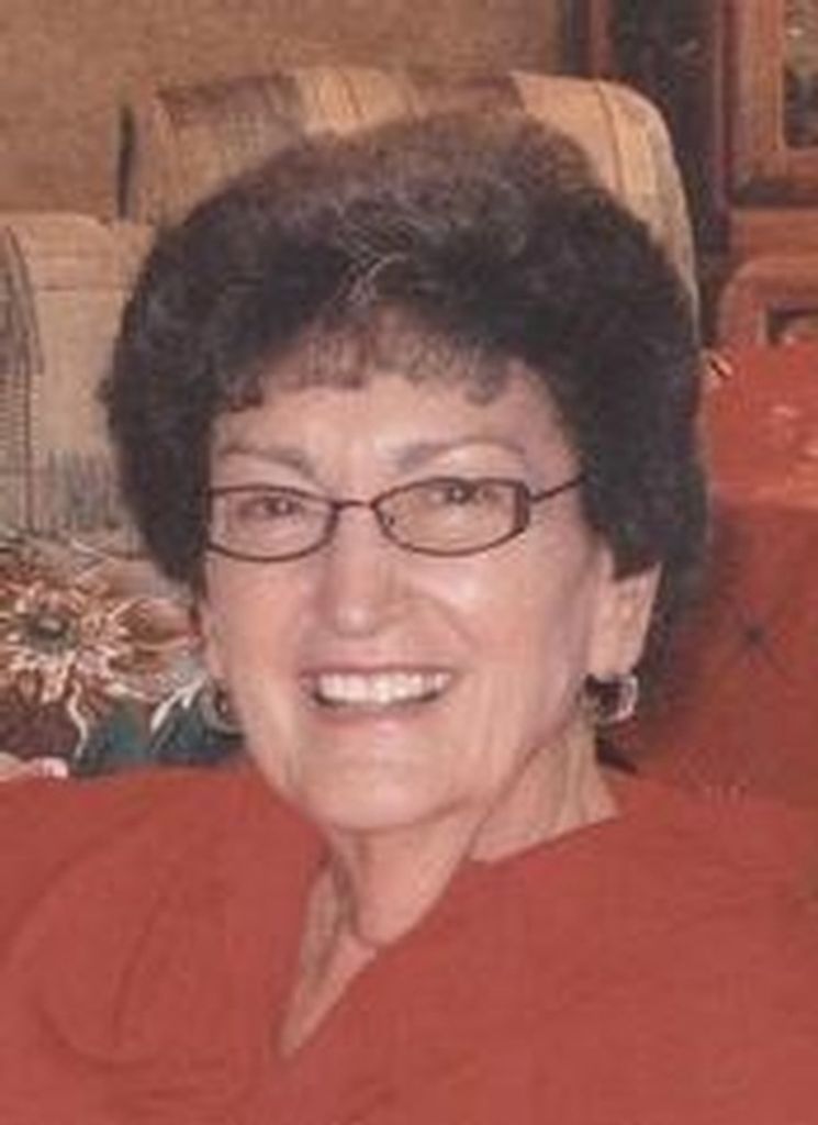 Betty Jo Hinds