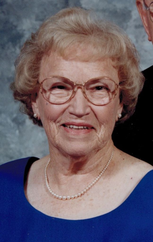 Doris L Dohr