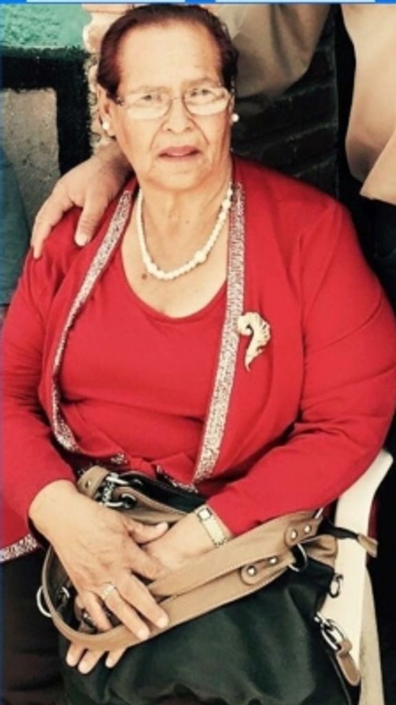 Esperanza Muñeton Profile Photo