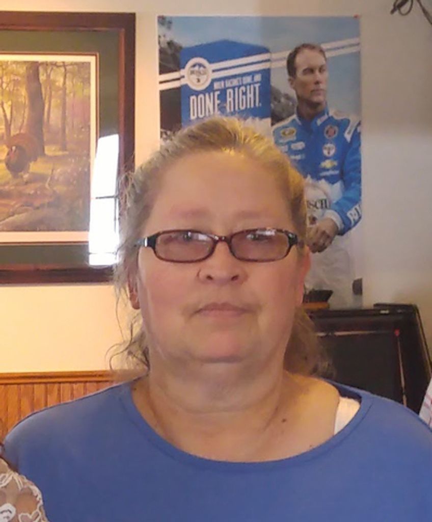 Julie Marie Walker Profile Photo