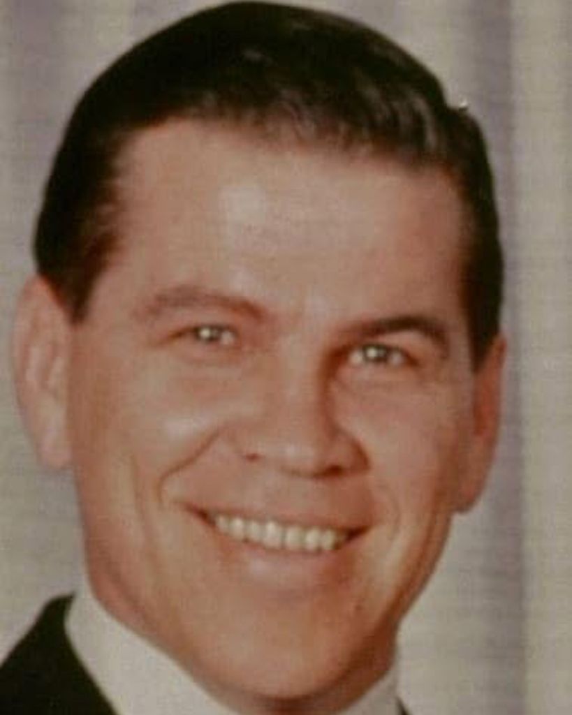 Stanley M Eischen