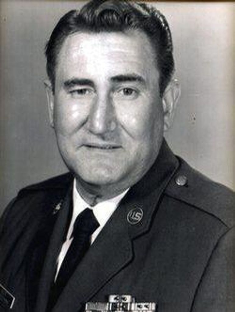 Chief Master Sergeant Bobby G. Wolfe, Usaf