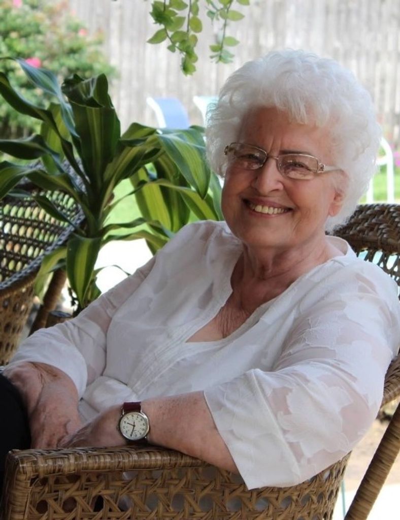 Joan Vandiver Profile Photo