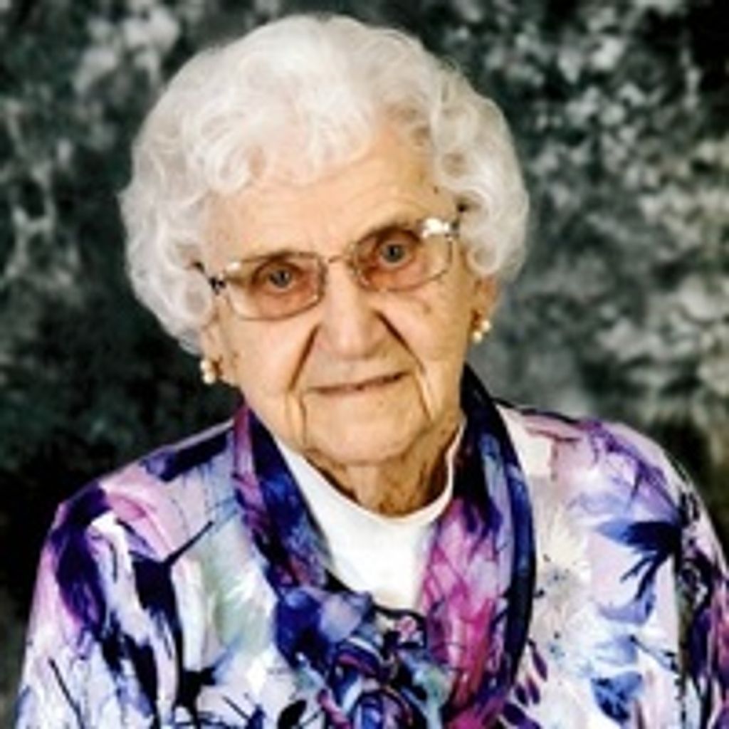 Eileen "Babe" Mary Hyett