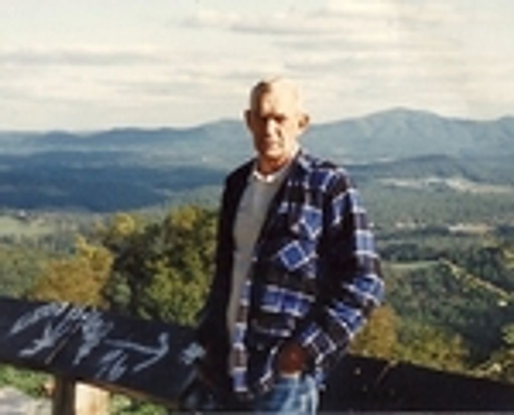 Clair Louk Profile Photo