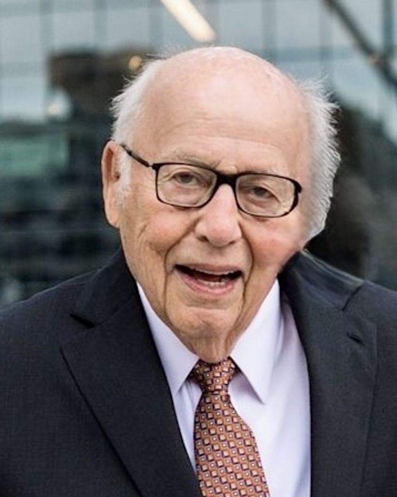 Howard M Sauer Jr., DDS