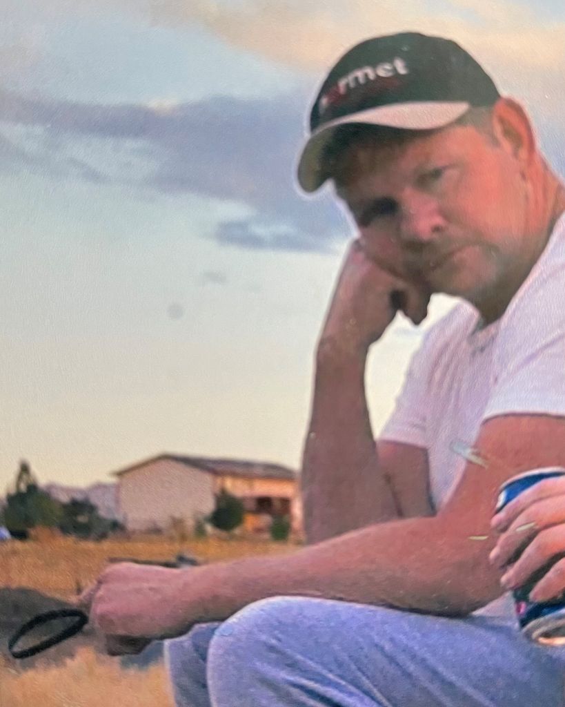 Robert "Bob" James Reynolds