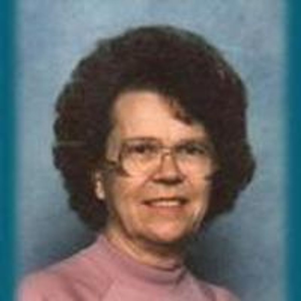 Lucille Elizabeth Wagganer (Wallis)  Warren