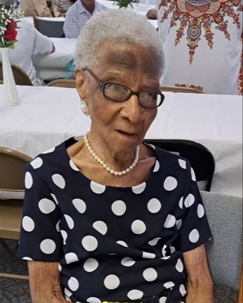 Mrs. Lucile Harris Wright Profile Photo