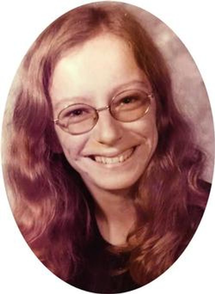 Gloria Dawn Wood Profile Photo