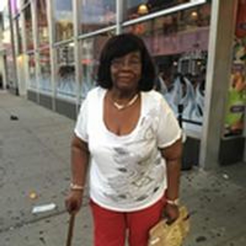 Leonne Lyons Profile Photo
