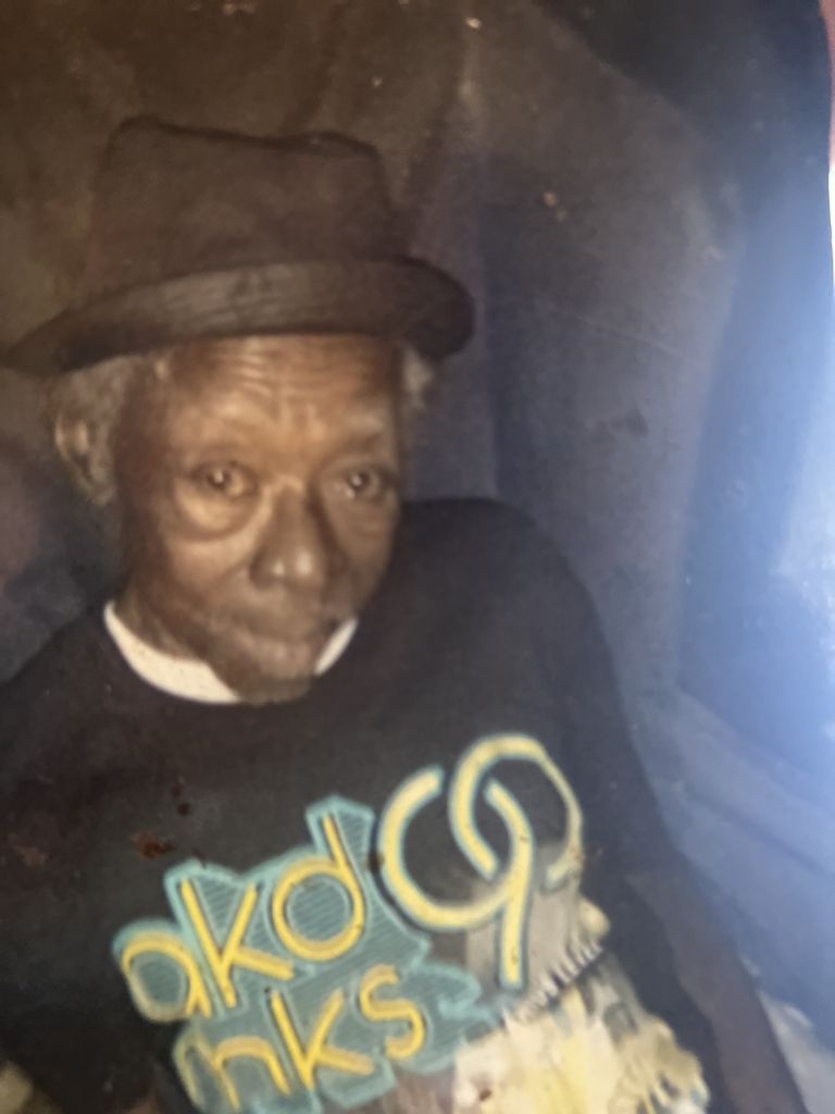 Sylvester Douglas Profile Photo