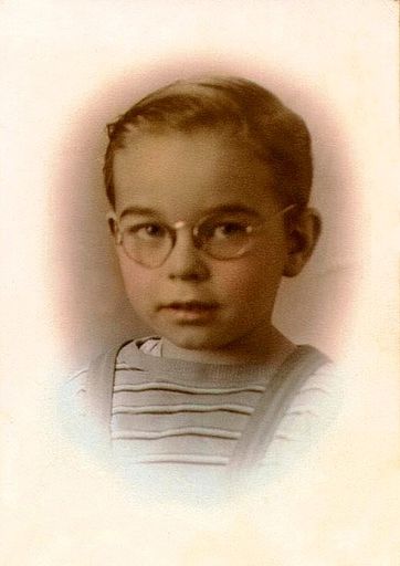 Robert "Bob" Moseley photo gallery thumbnail 2 of 47