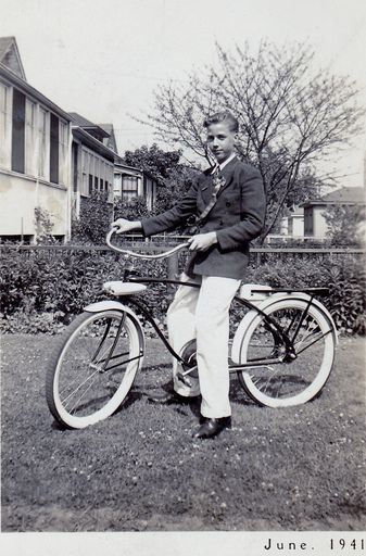 Bill Bennis photo gallery thumbnail 8 of 52
