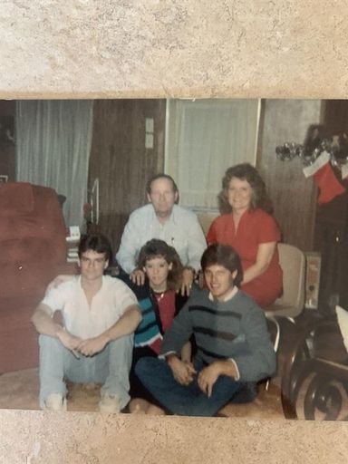 Elizabeth Ann Mcmillen photo gallery thumbnail 20 of 26