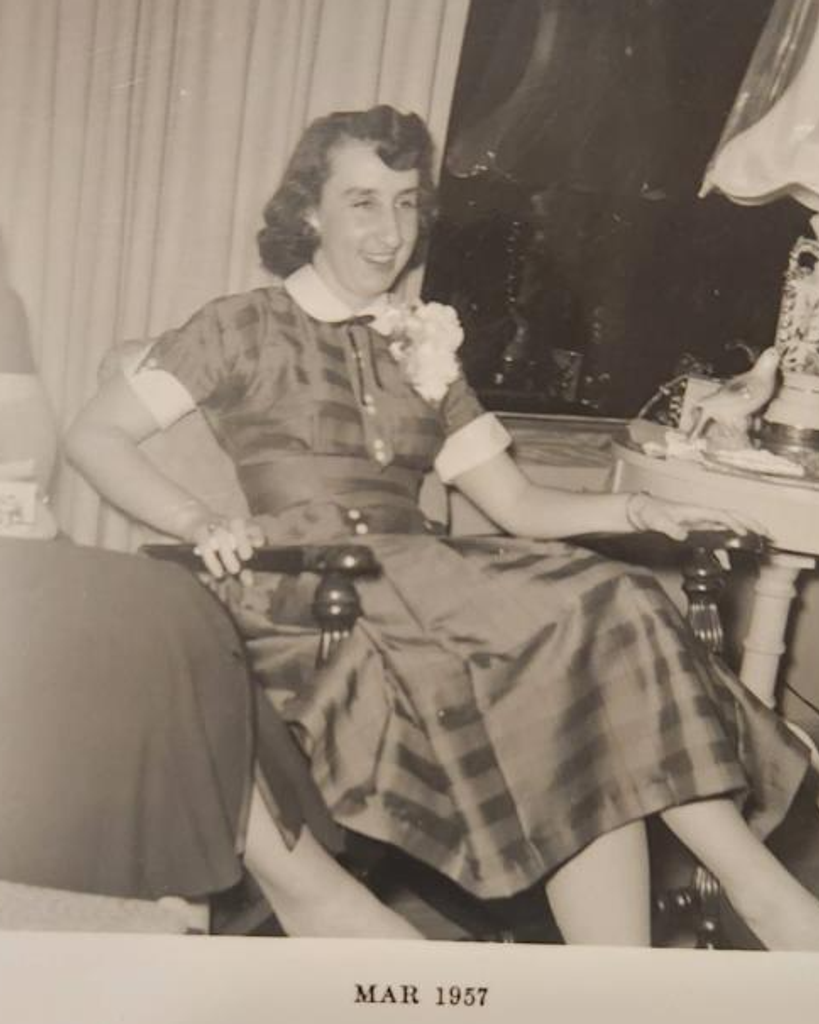 Lois Ivanell Barbour