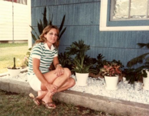 Linda Carol Smith photo gallery thumbnail 35 of 40