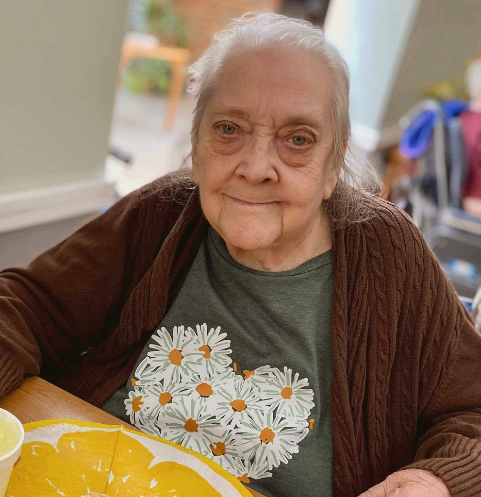 Vivian Mawhinney Profile Photo