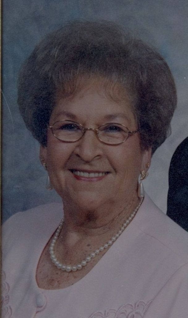 Mary Lou Lella Profile Photo