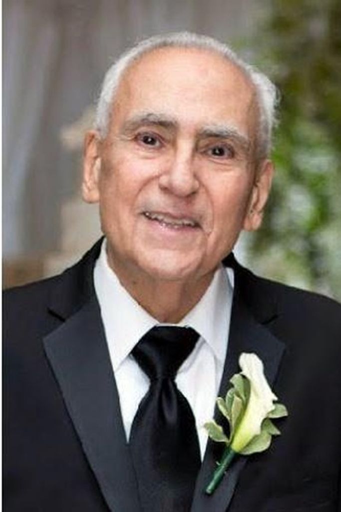 William " Bill " Murad Thomas