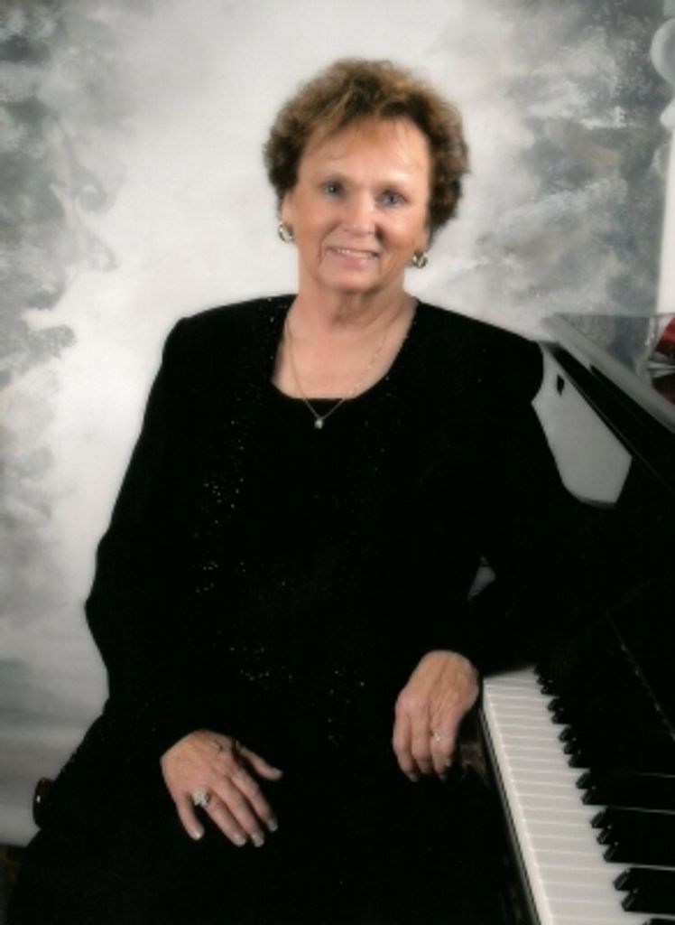 Carmell Larue Hardee Profile Photo