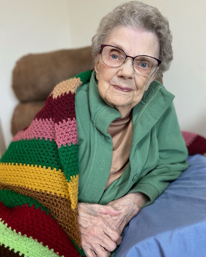 Delores Ione Evans Profile Photo