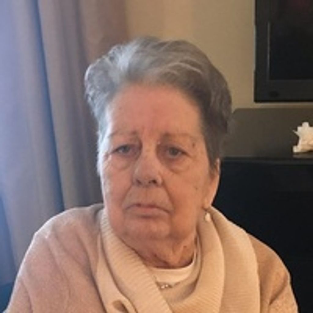 Mrs.  Ina  Ray Hunter