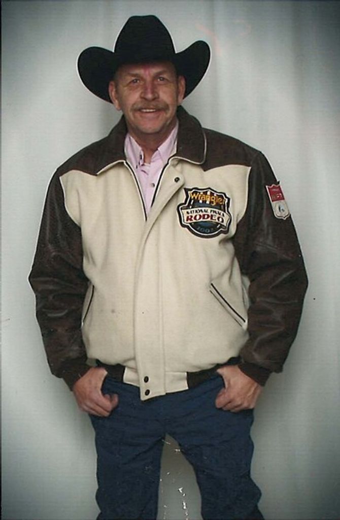 Dennis James Miller Profile Photo