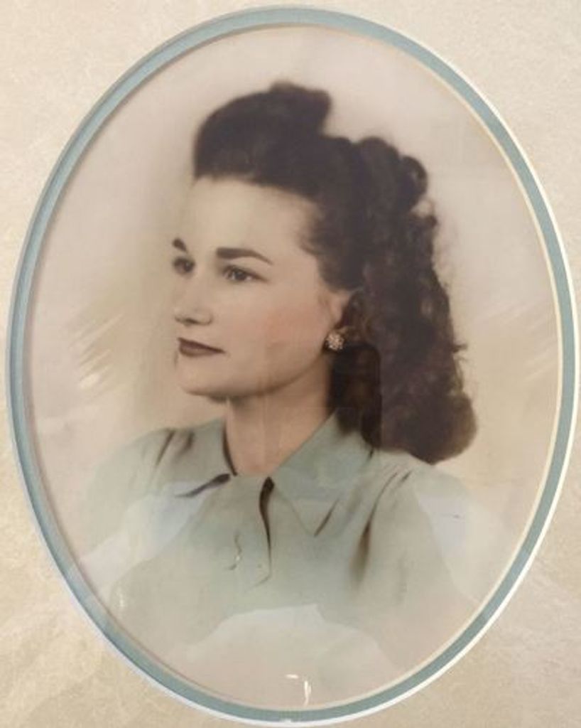 Laura Durden Gillis Profile Photo