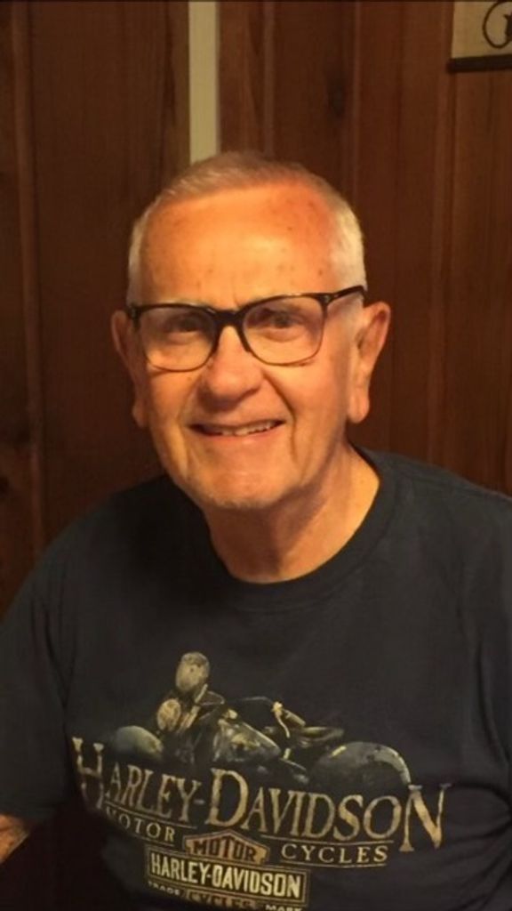 Ronald L. "Buzz" Daum Profile Photo