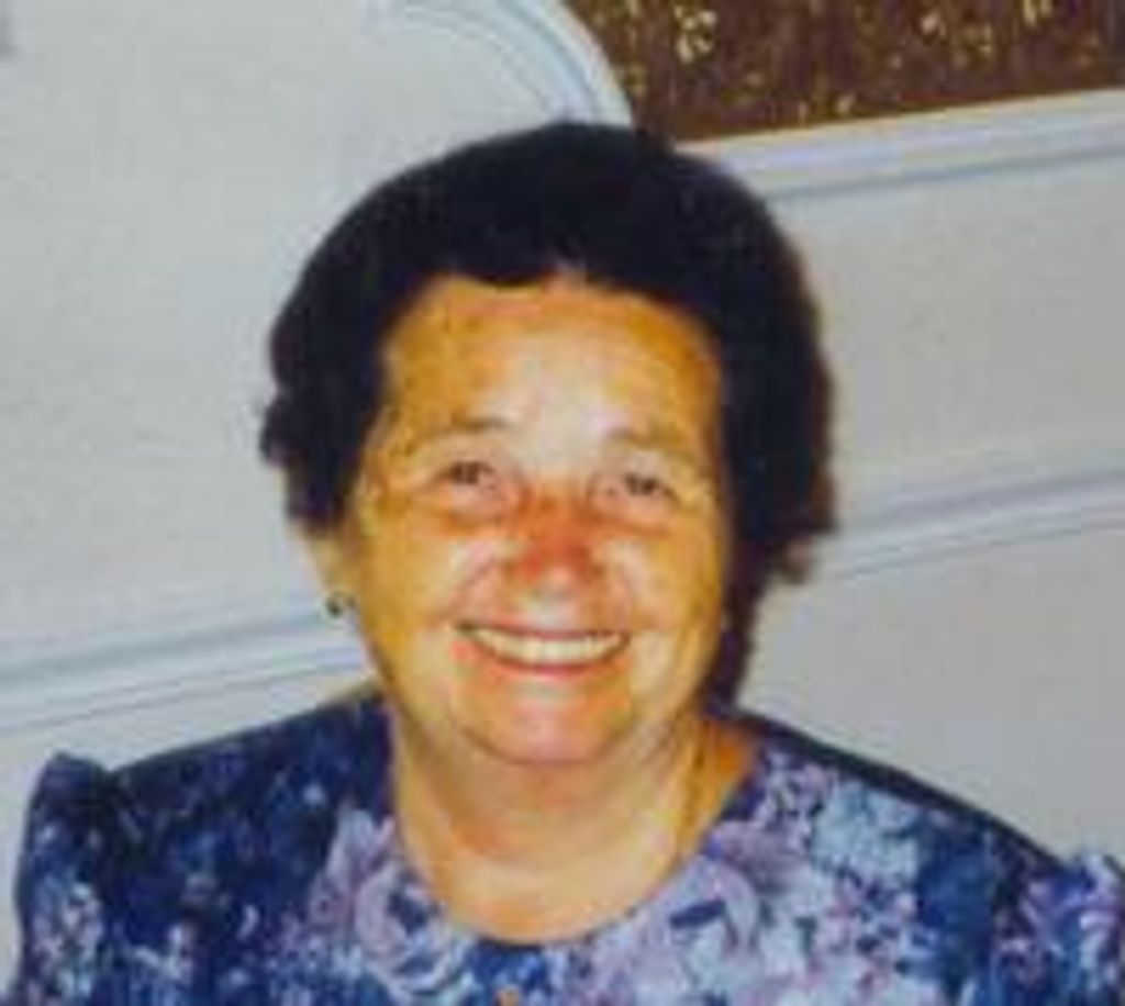 Juliane (Mueller)  Lang