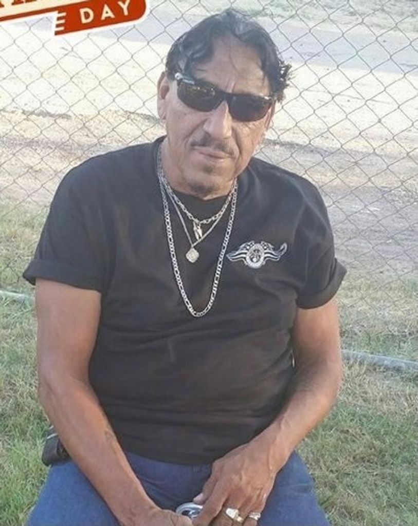 Carlos S. Cervantes Profile Photo