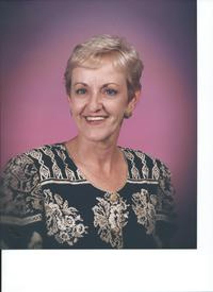 Linda  Wells