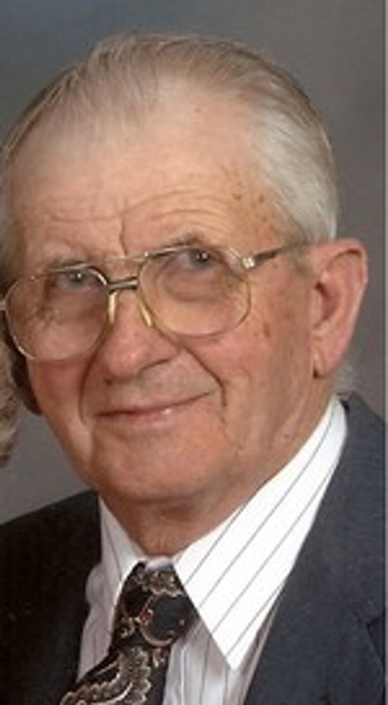 Clarence "Dale" Huxman