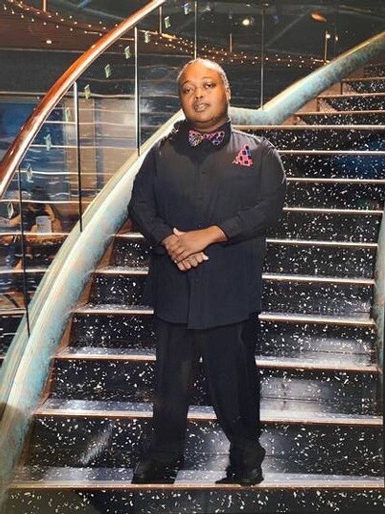 Mr. Devin Francis