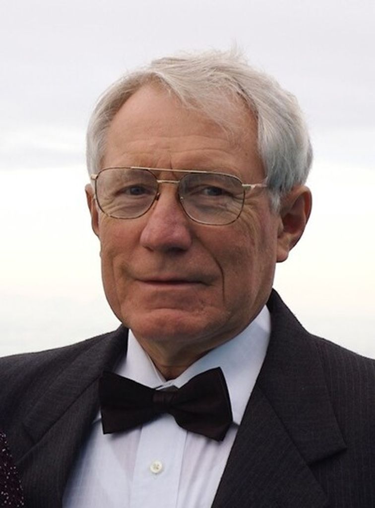 Dr. Paul E. Hodel