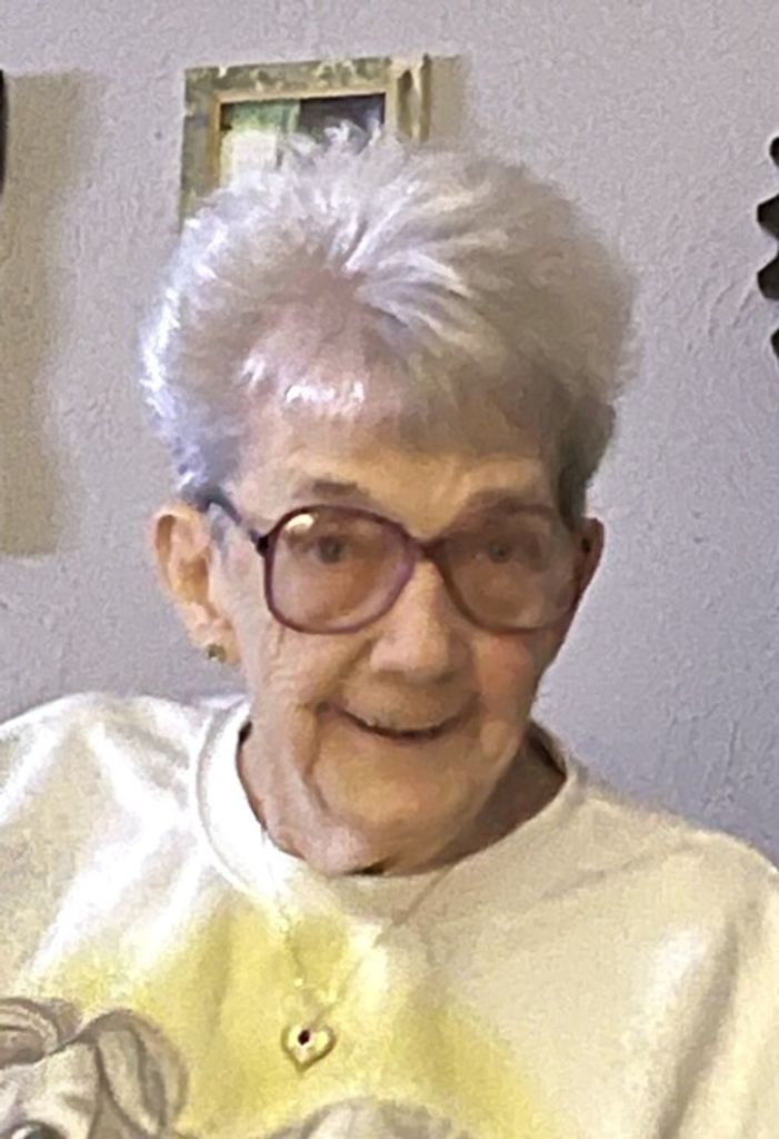 Betty Joe (Centers)  Theobald