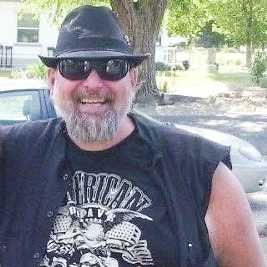 Tracy Dustin Profile Photo