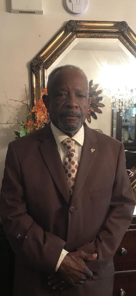 Dennis Lockett Profile Photo