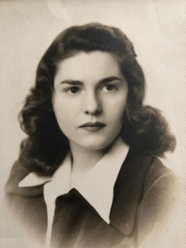 Vivian (nee Marra) Carlone Profile Photo