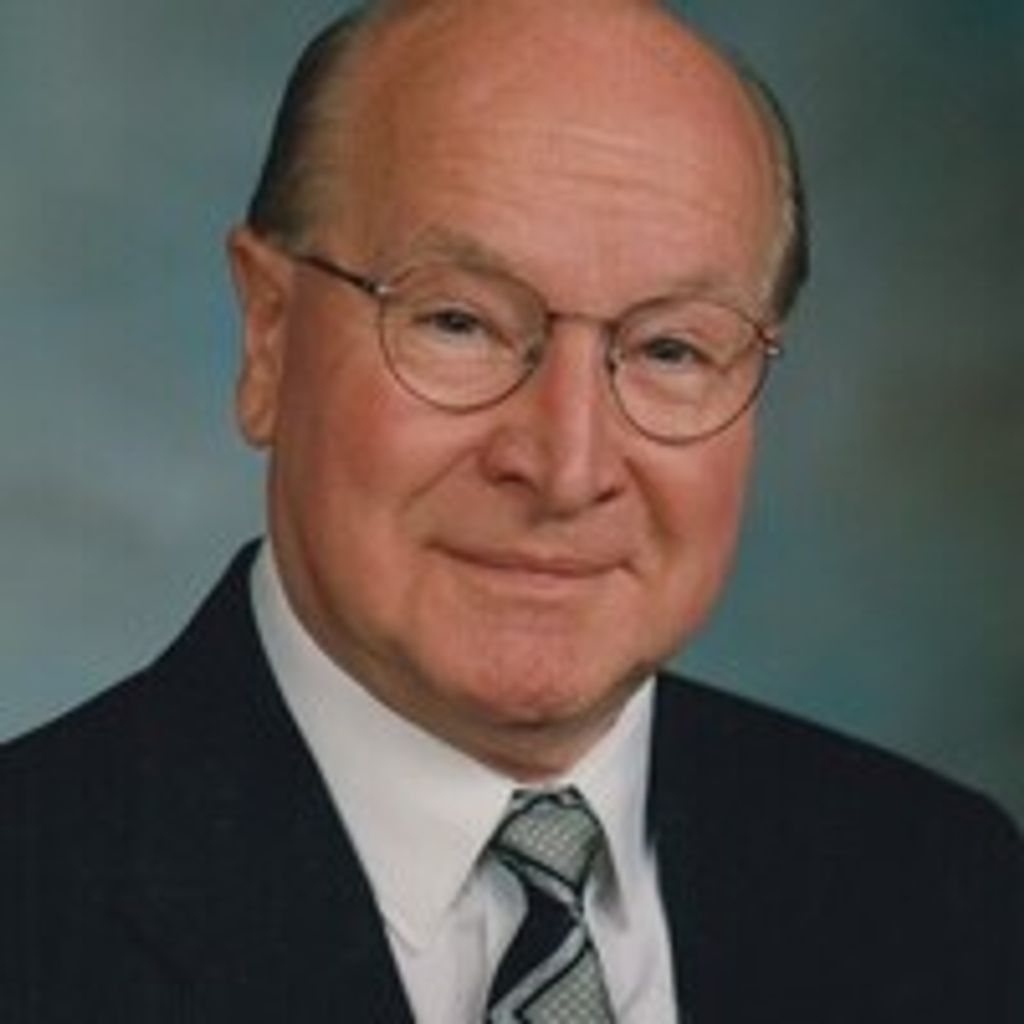 Robert H Moore