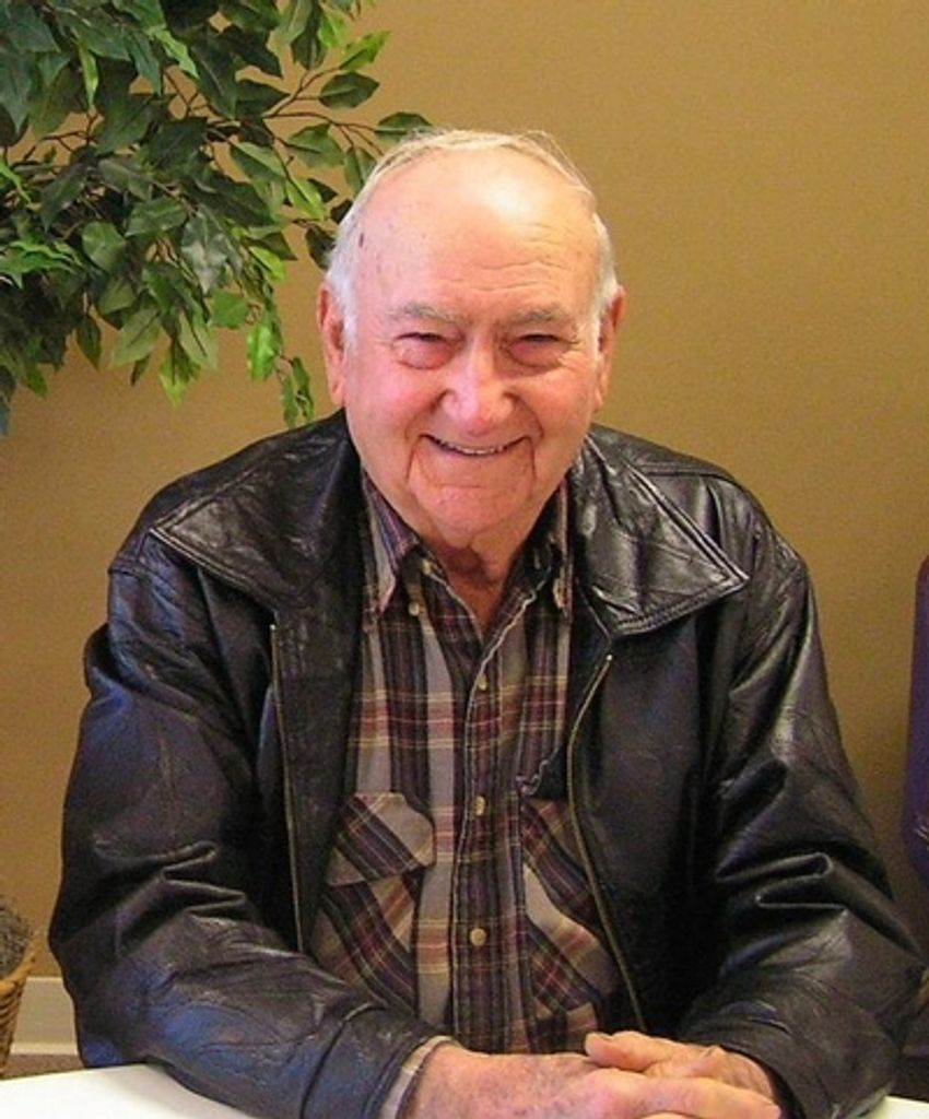 Lenon Ray White