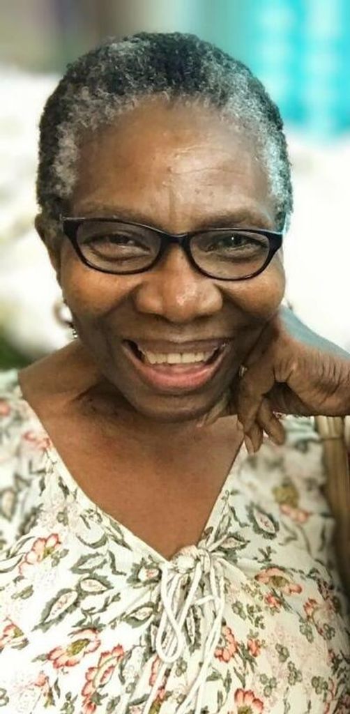 Elizabeth Archie Profile Photo