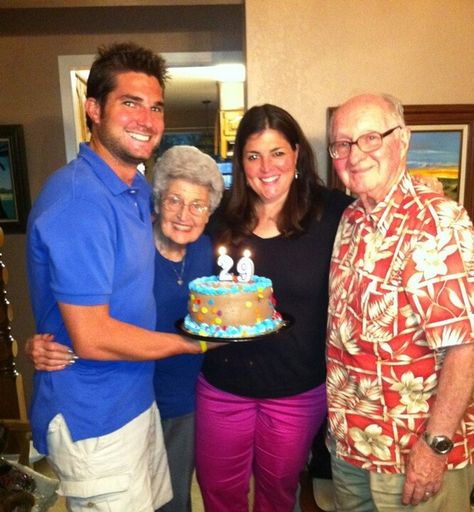 Betty Carroll photo gallery thumbnail 21 of 122